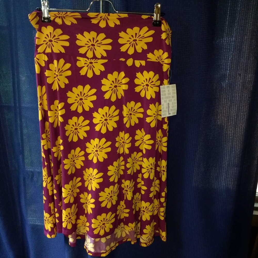 LuLaRoe Azure Skirt Size Lg